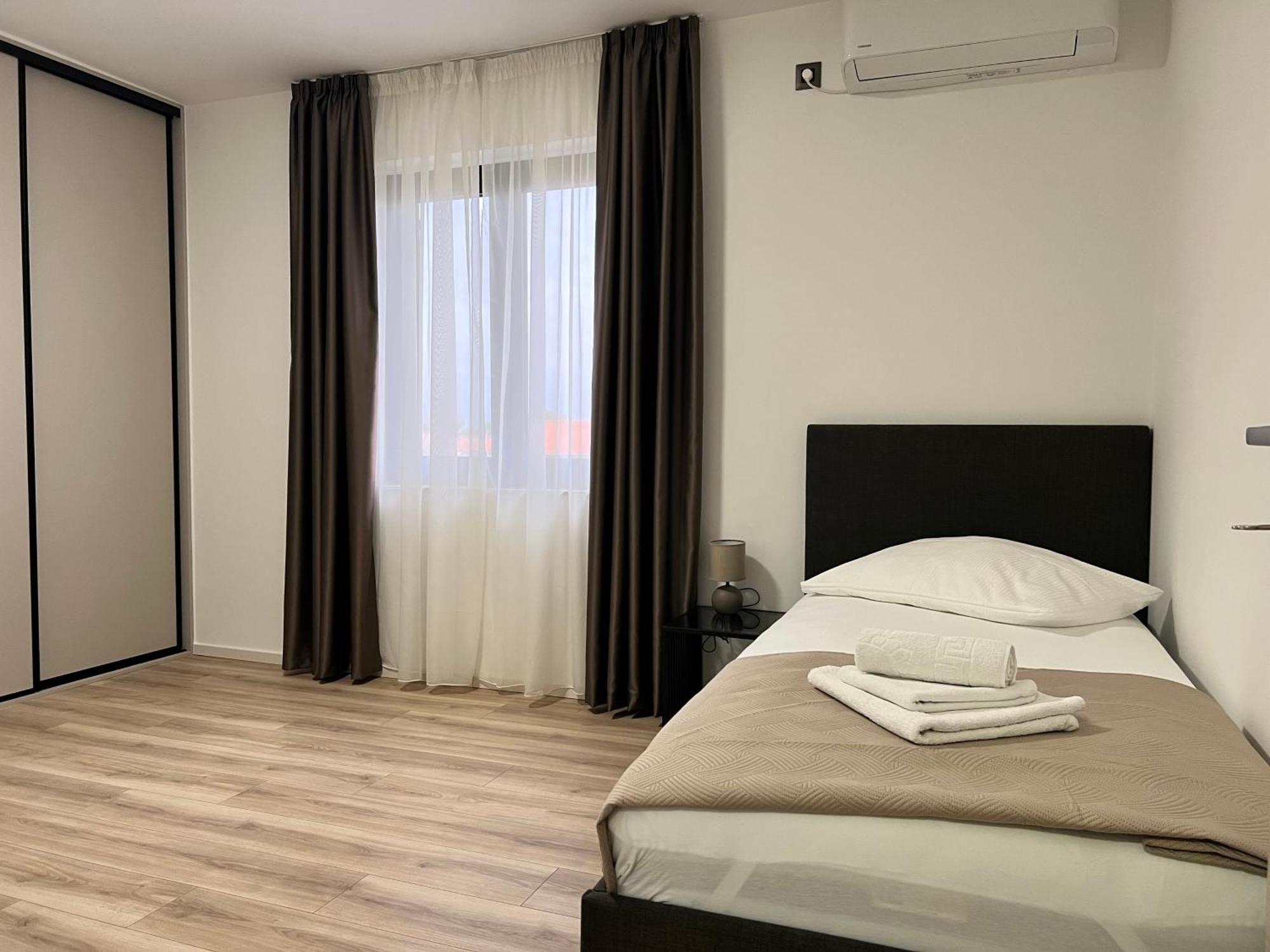 Apartmani Ivelic ซูเปตาร์ ภายนอก รูปภาพ