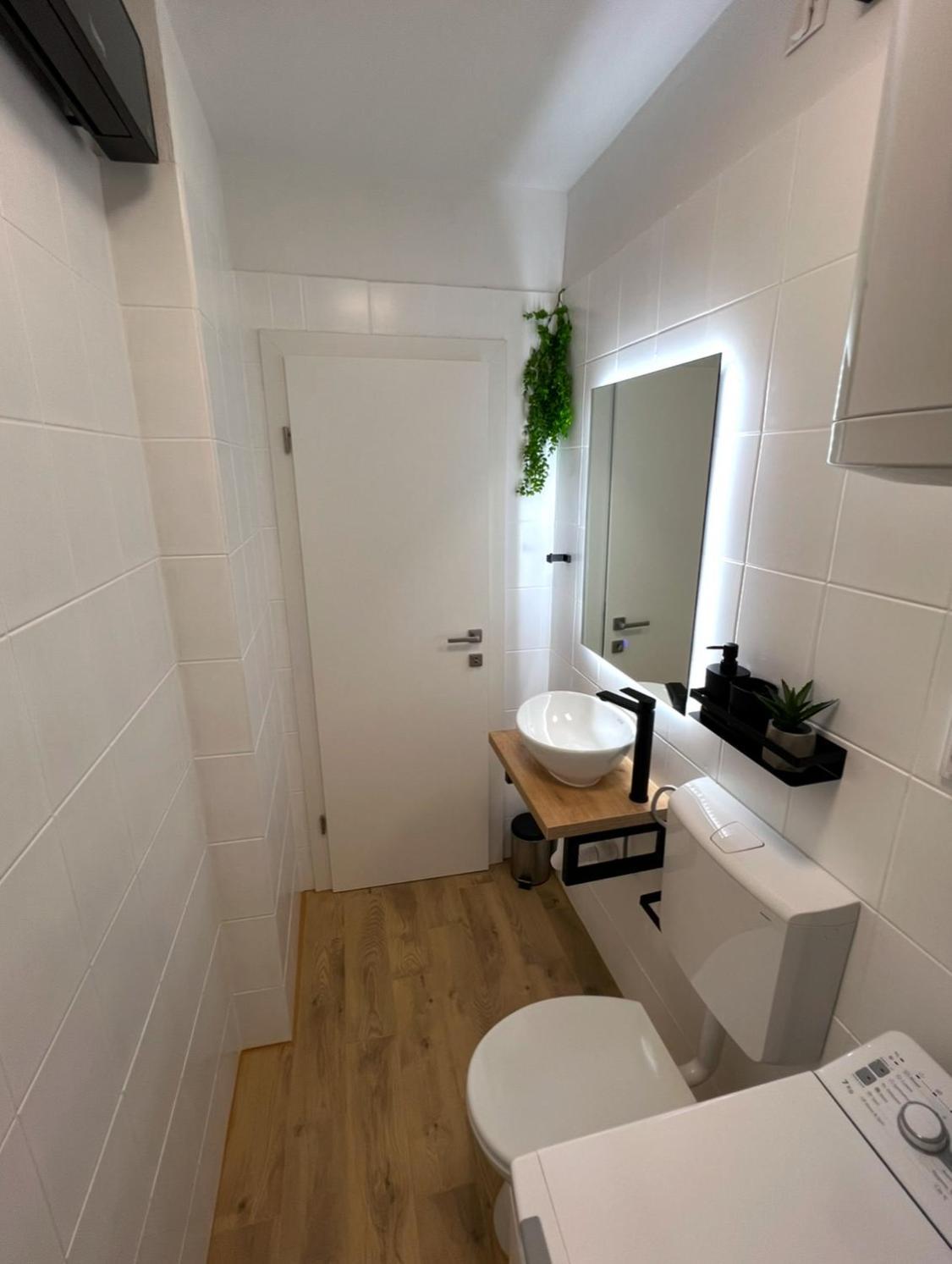 Apartmani Ivelic ซูเปตาร์ ภายนอก รูปภาพ